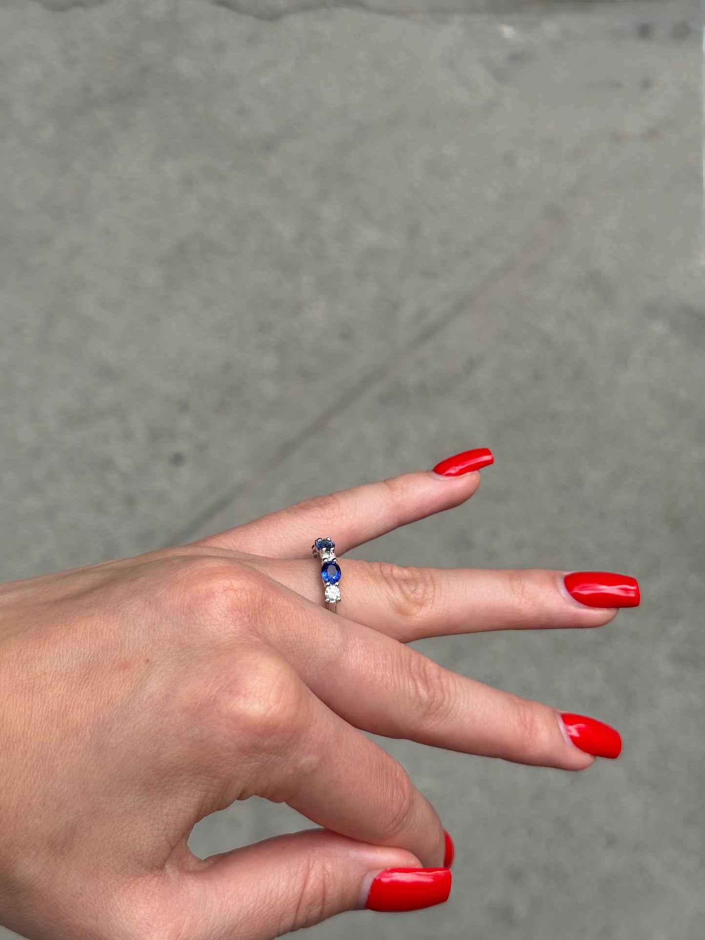 Ladies Alternating Sapphire and Diamond Ring