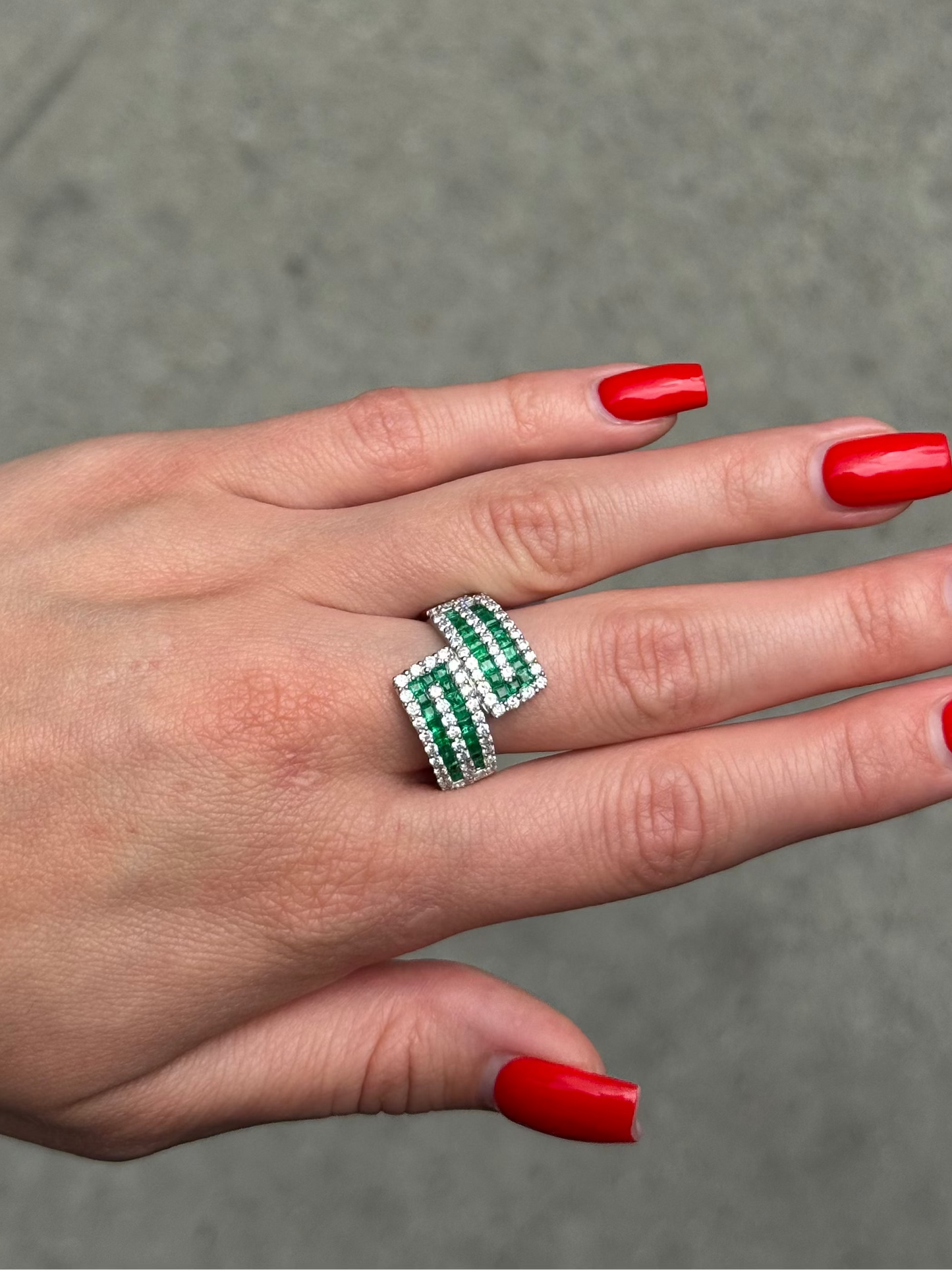 Ladies Wide Princess Emerald and Round Diamond Ring