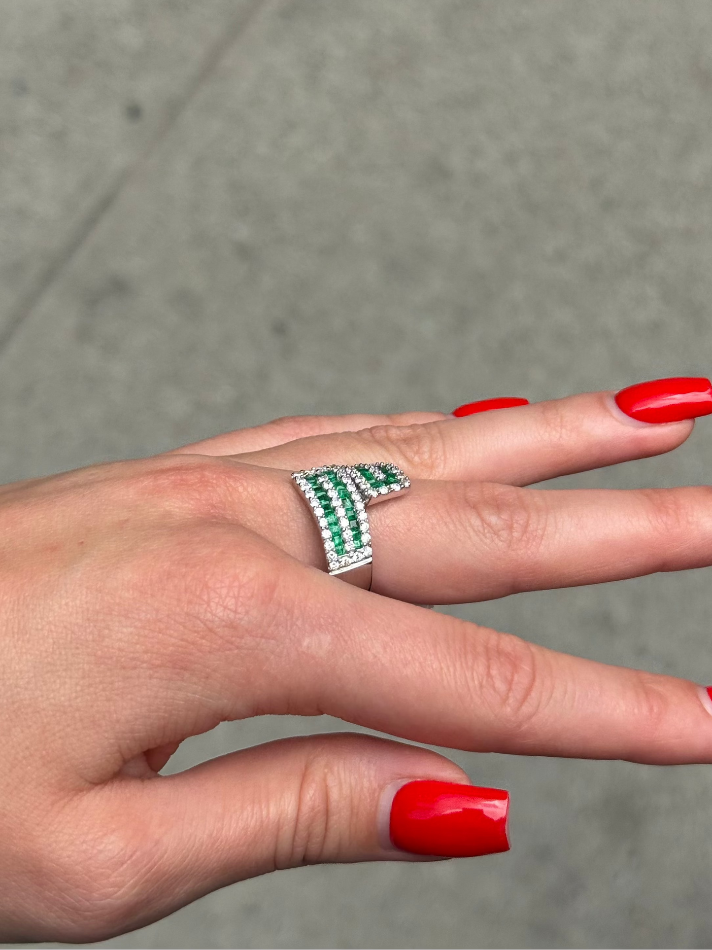 Ladies Wide Princess Emerald and Round Diamond Ring
