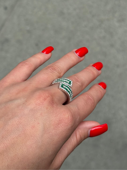 Ladies Wide Princess Emerald and Round Diamond Ring