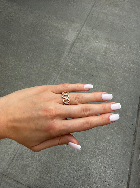 Ladies Open Middle Oval Shape Ring