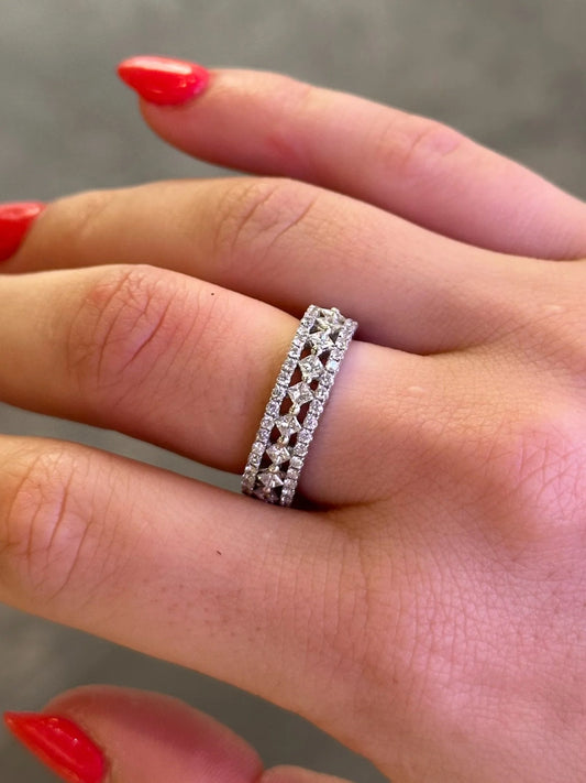 Ladies Three Row Alternating Princess and Round Diamond Band