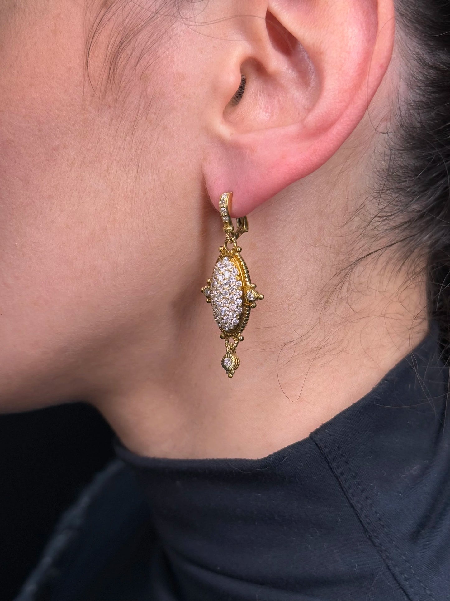Ladies Vintage Fancy Earring