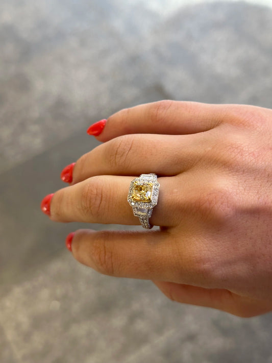 Ladies Center Yellow Diamond Antique Style Engagement Ring