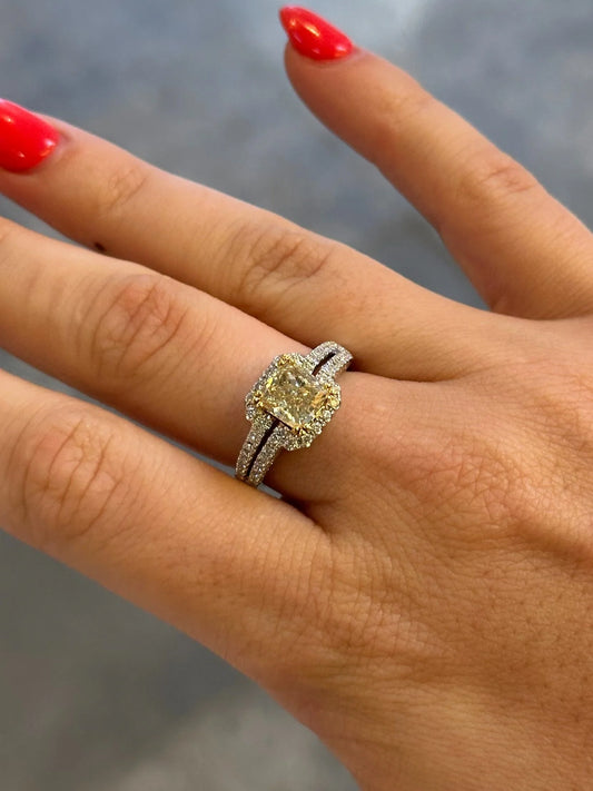 Ladies Fancy Yellow Center Diamond with Split Shank Engagement Ring
