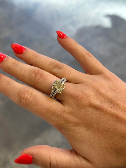 Ladies Fancy Yellow Center Diamond with Split Shank Engagement Ring