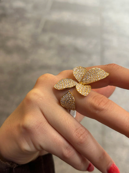 Ladies Big Flower Shaped Ring