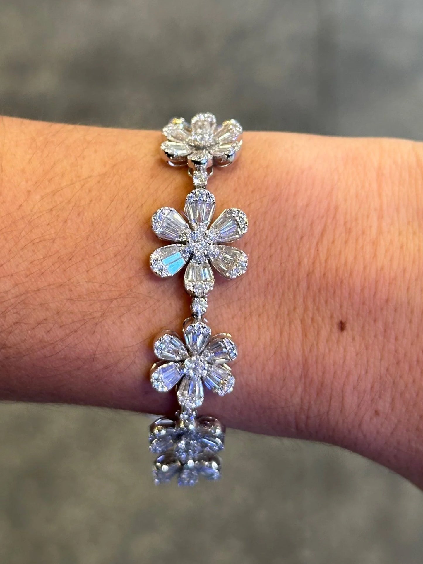 Ladies Large Round and Baguette Flower Bracelet