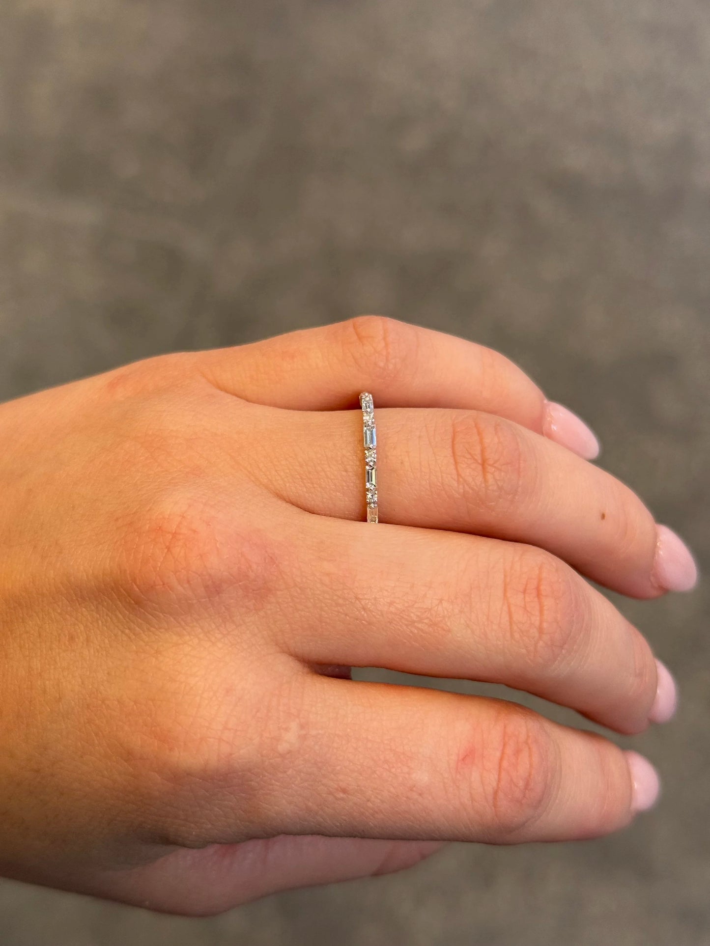 Ladies Alternating Round and Baguette Diamond Wedding Band