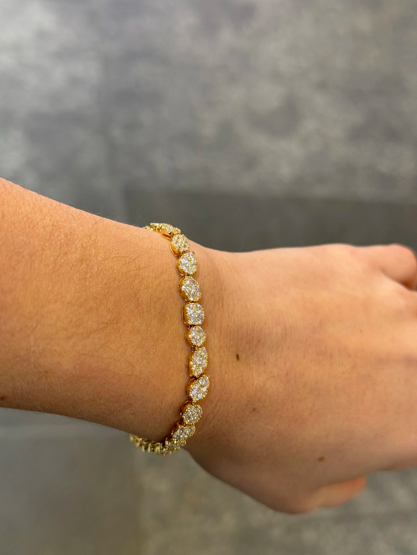 Ladies Multi-Shaped Cluster Diamond Bracelet