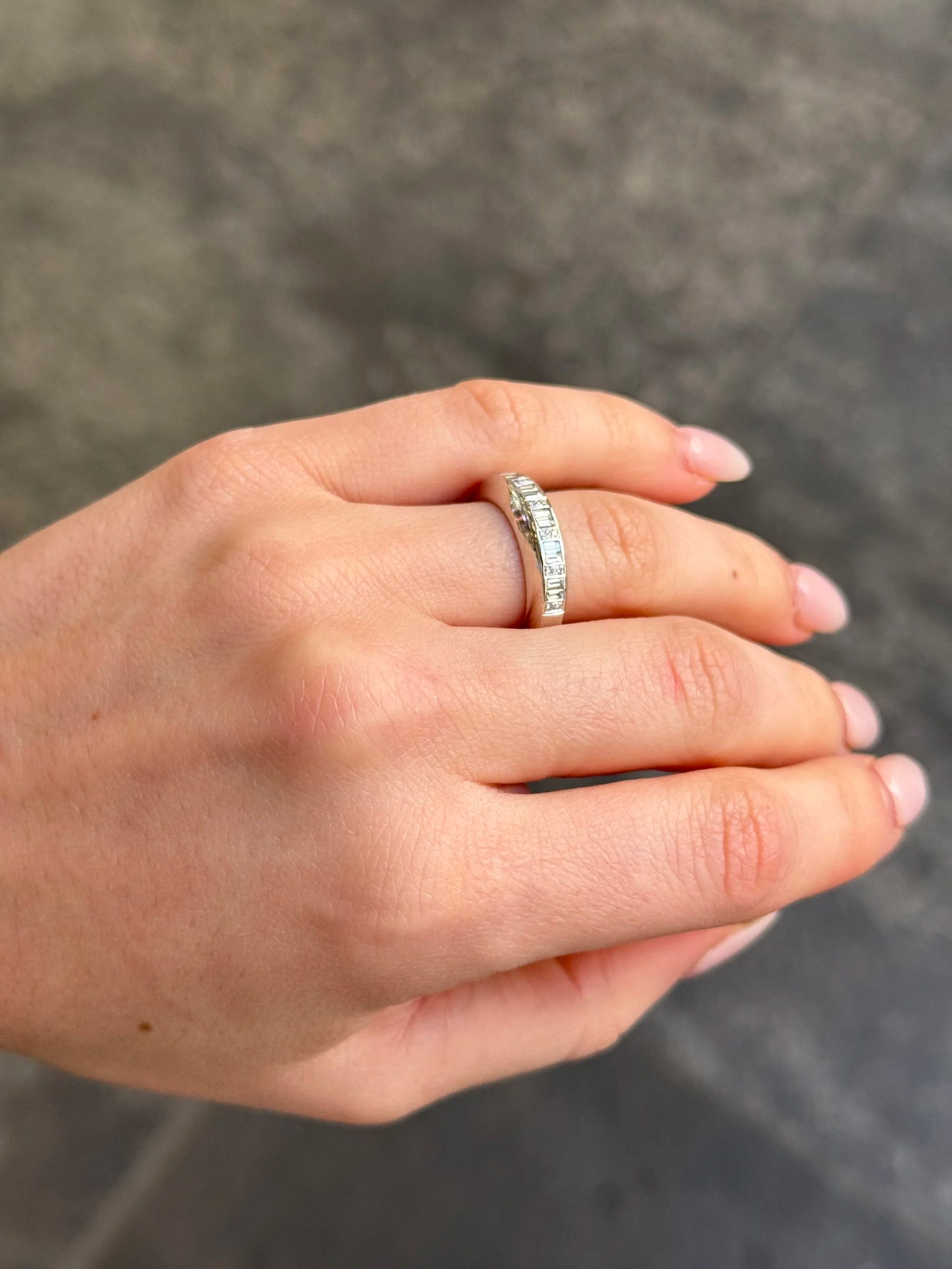 Ladies Round and Baguette Alternating Wedding Band
