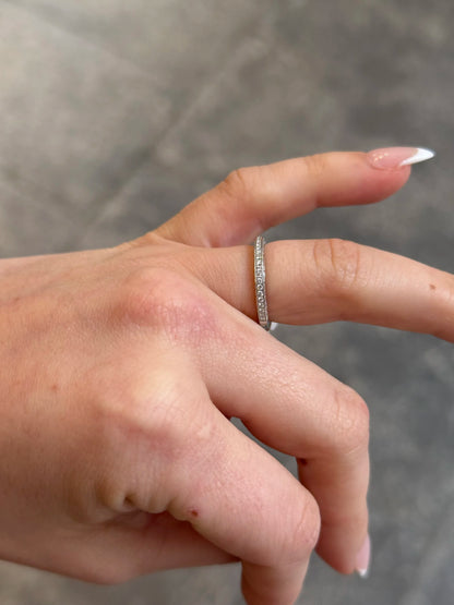 Ladies Three Sided Platinum Wedding Band