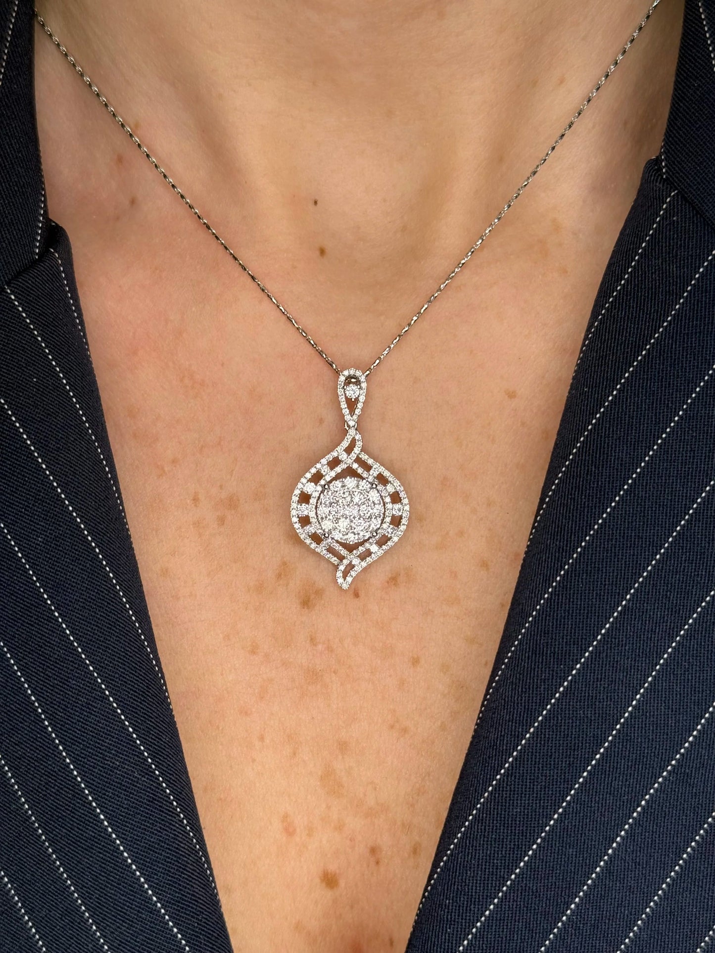 Ladies Center Cluster Fancy Pendant