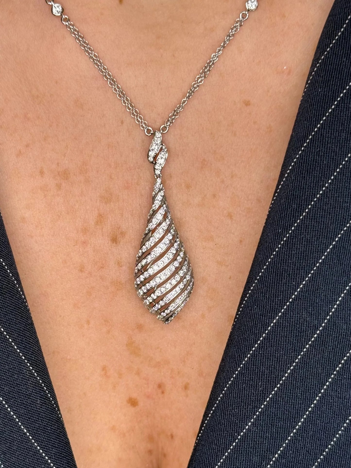 Ladies Spaced Out Double Chain Diamond Pendant