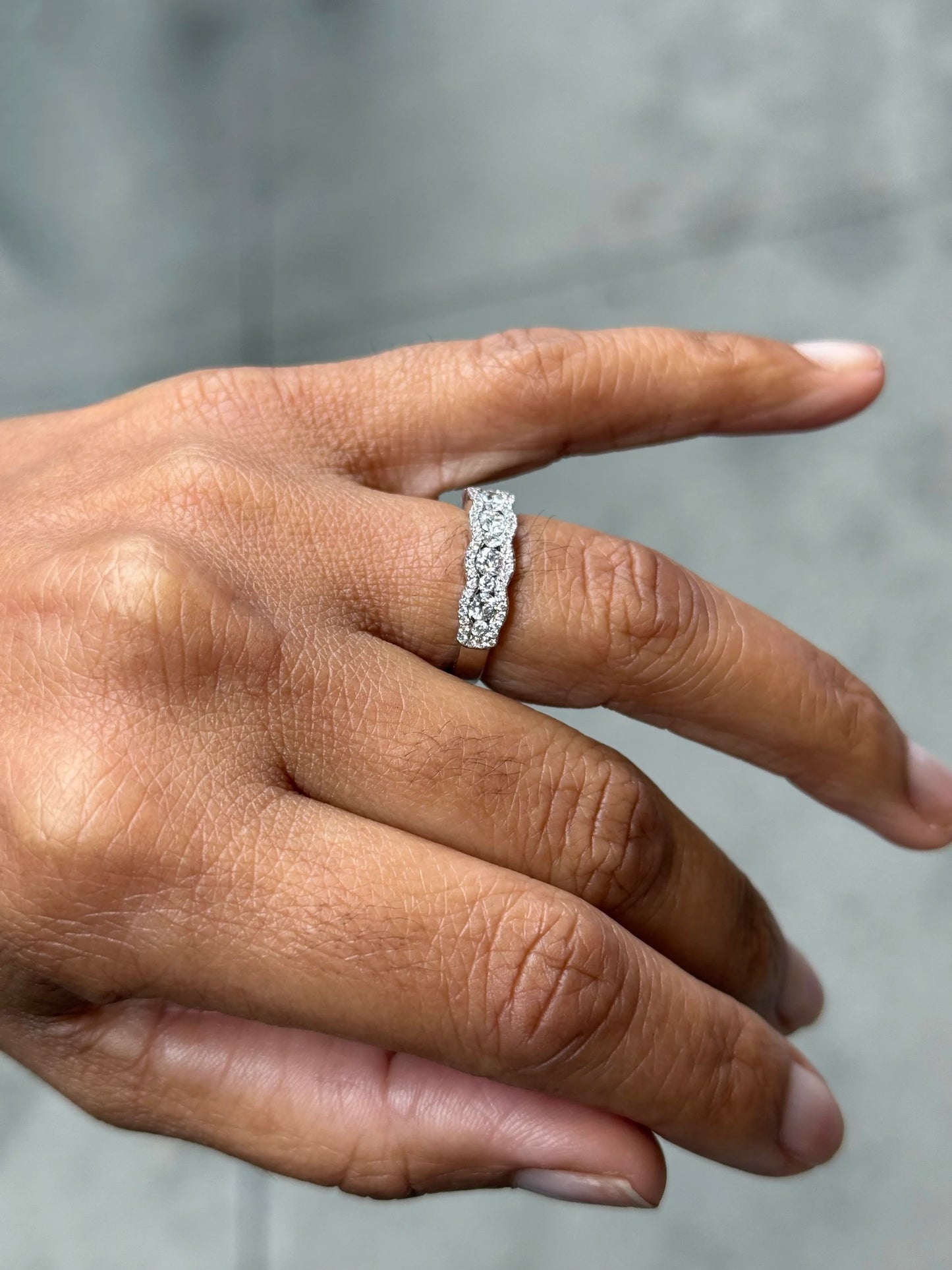 Ladies Mini Wavy Fancy Diamond Band