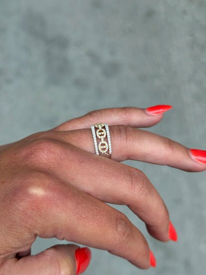 Ladies Wide Link Design Diamond Ring